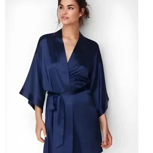 Peignoir Court Bleu Marine Satin Femme Manches Kimono