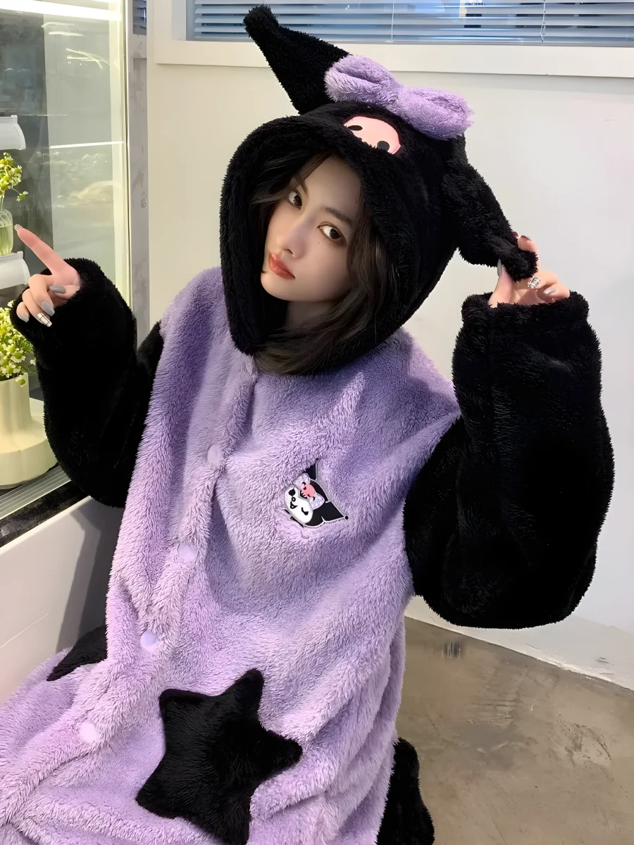 Peignoir Kuromi Violet à Capuche Polaire Enfant Fille – Image 8