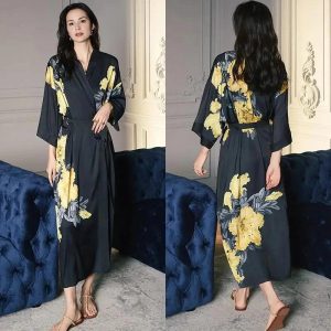 Peignoir Noir Long Femme à Fleurs Jaunes Style Kimono