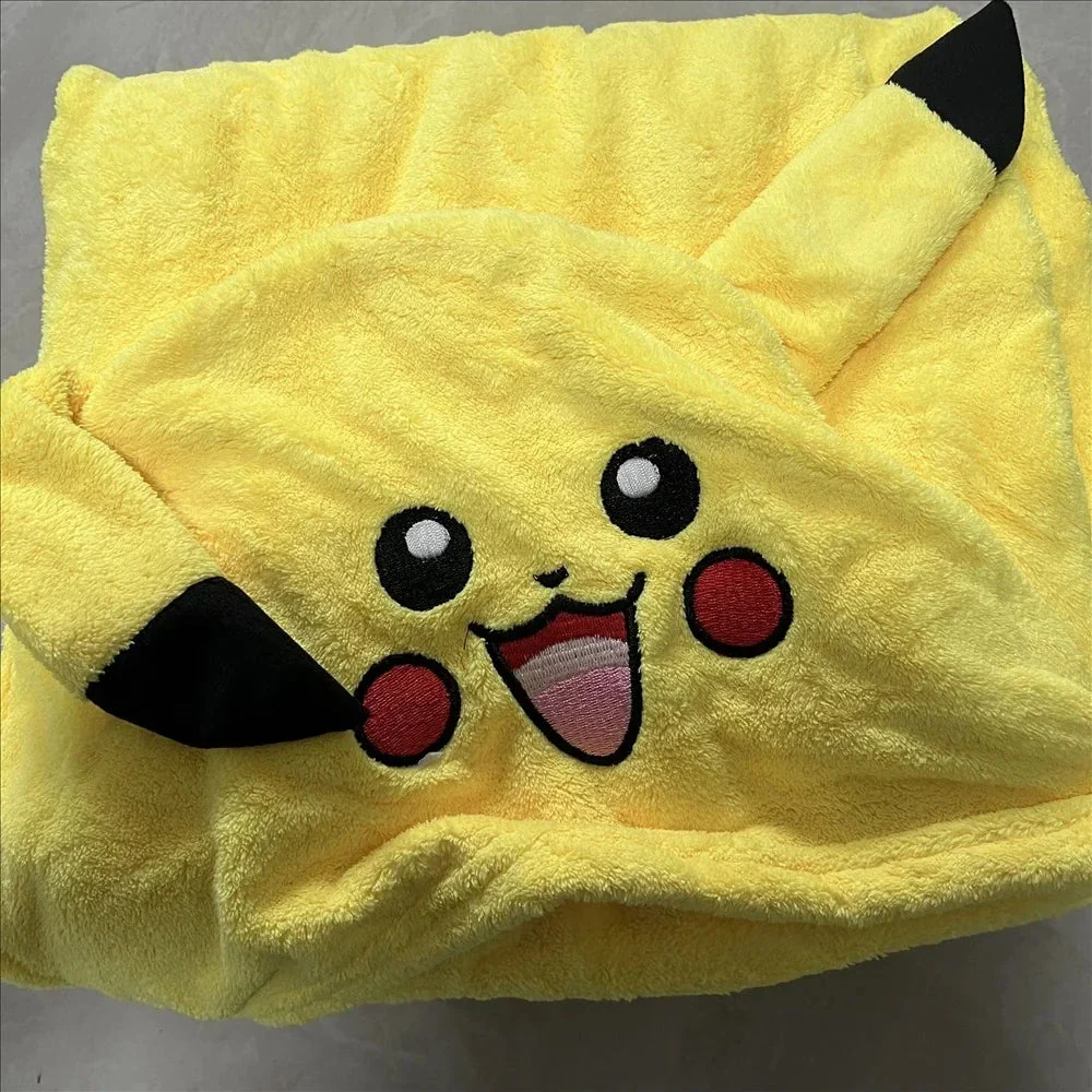 Cape Pikachu Jaune Polaire à Capuche Enfant – Image 7