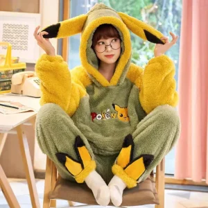 Pyjama Pikachu Pokémon Jaune et Vert à Capuche