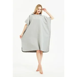 Femme poncho surf