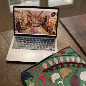 Pochette Ordinateur Suzani