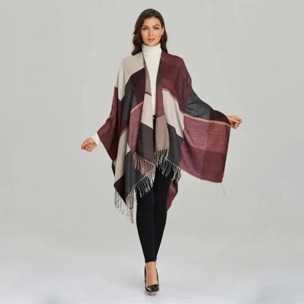 Poncho Bordeaux à Franges Femme – Image 4