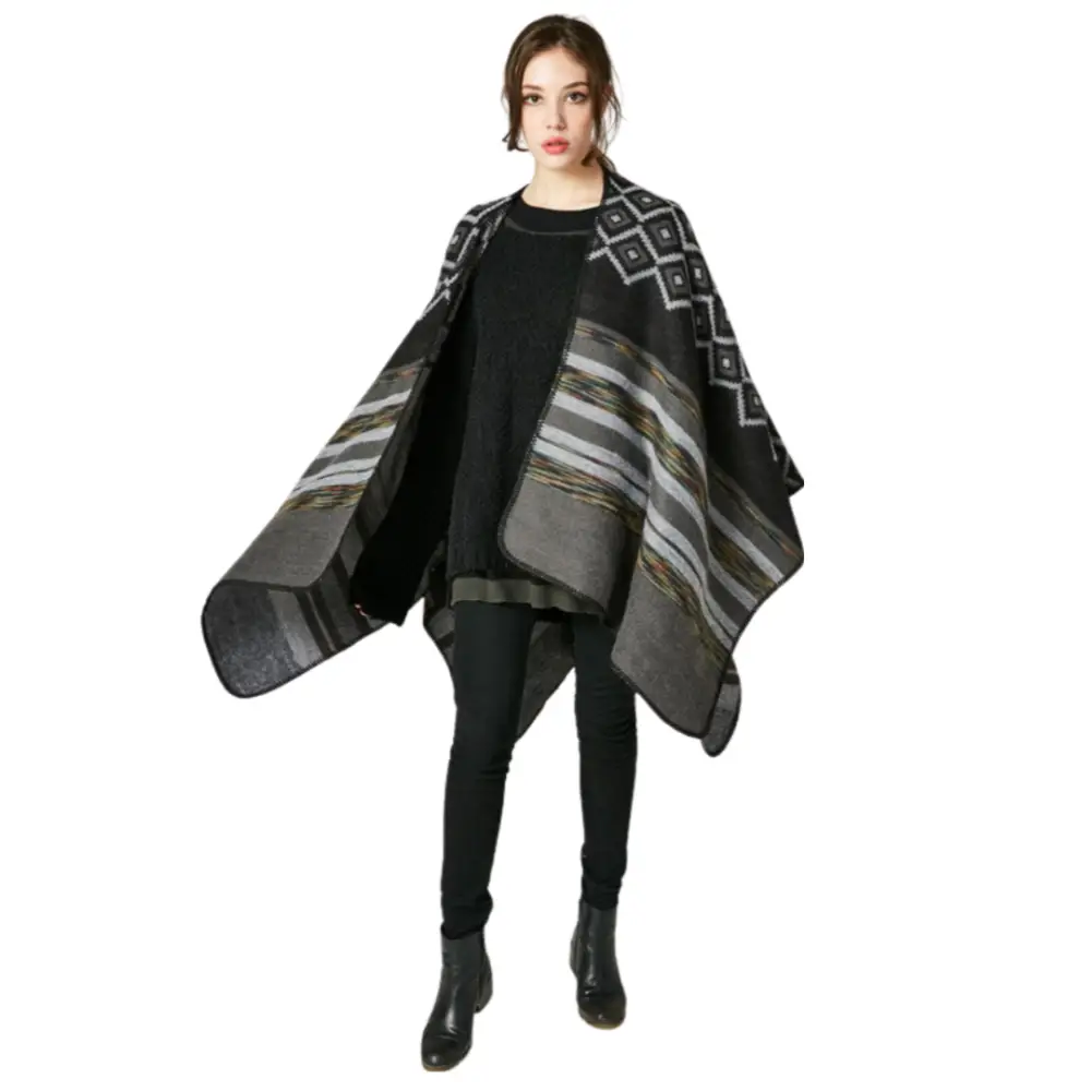 Poncho cachemire noir femme – Image 6