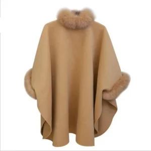 Poncho cape fourrure femme