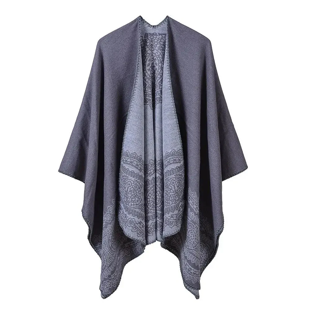 Poncho Châle Élégant Noir et Blanc – Image 4