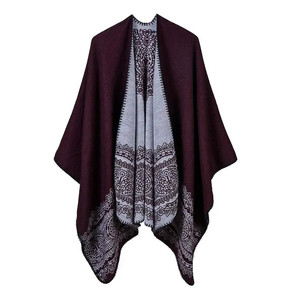 Poncho Châle Élégant Noir et Blanc – Image 6