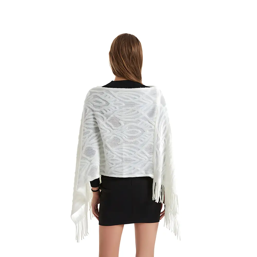 Poncho Fin – Image 6